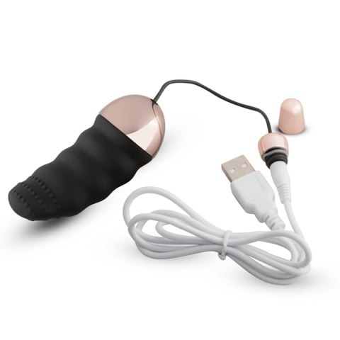 Teazers Ribbed Vibrating Egg With Remote Control Teazers Ribbed Vibrating Egg With Remote Control