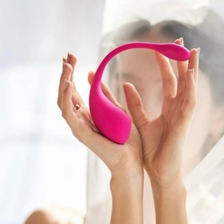 Jajeczko sterowane aplikacją. Gadżet do zabaw na odległość.